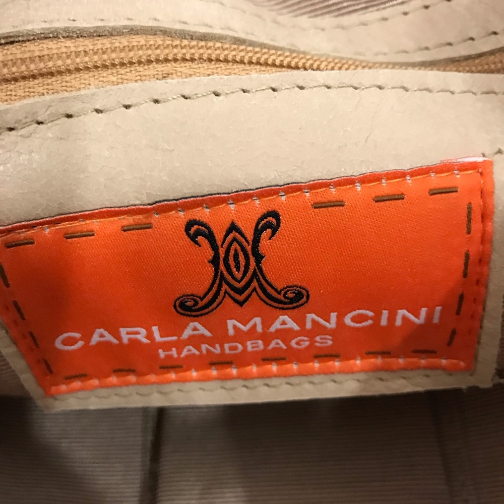 Carla Mancini Leather Purse/Bag with Chain Strap - Picture 5 of 5